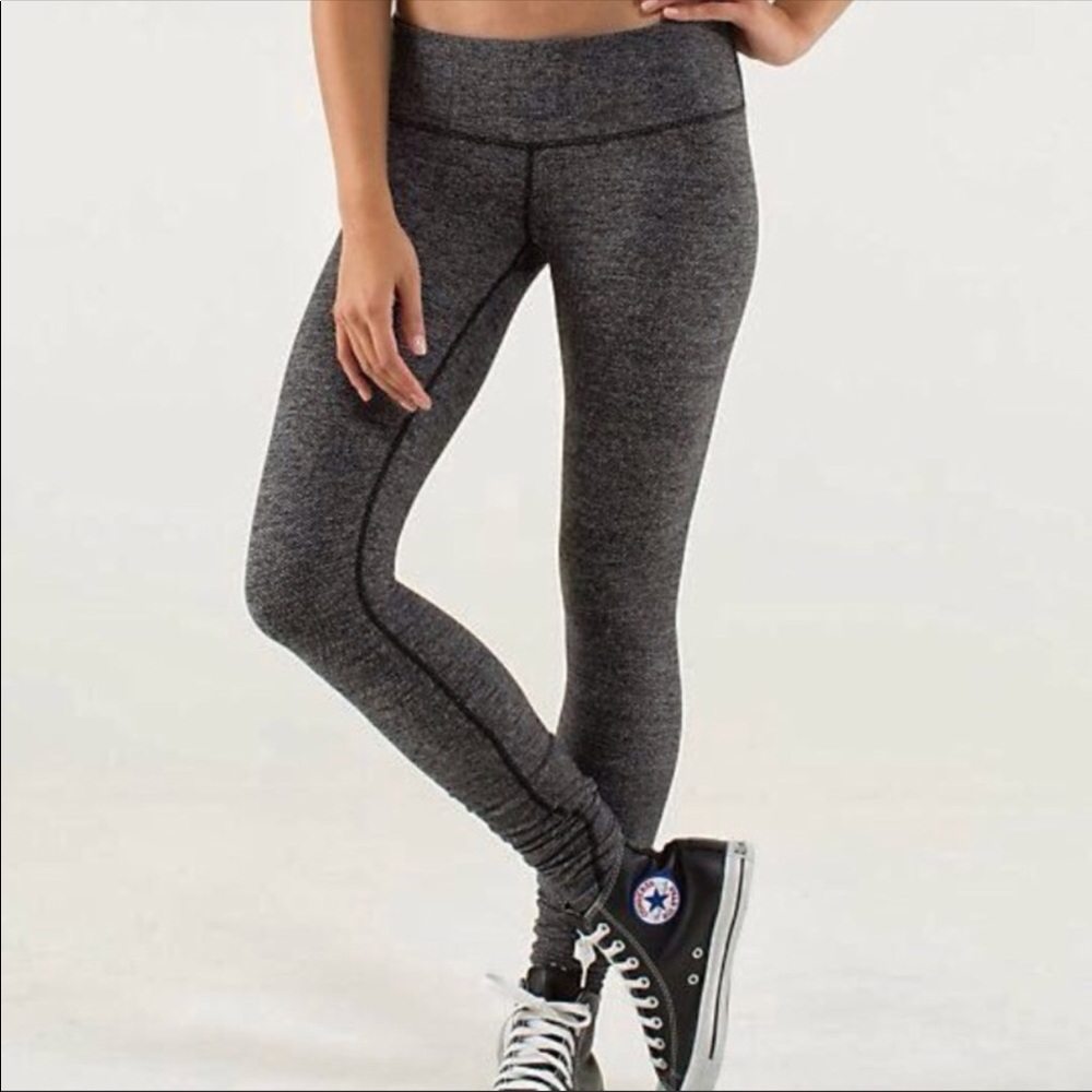 Lululemon wonder under size 2 marble leggings
